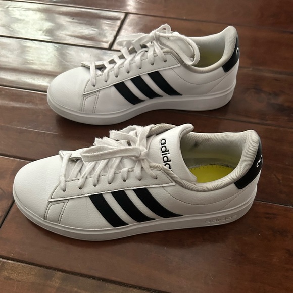 Adidas Grand Court 2.0 Sneakers - Picture 5 of 10